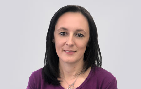 zahnmedizinsche Verwaltungsangestellte Frau Mirela Etemovic